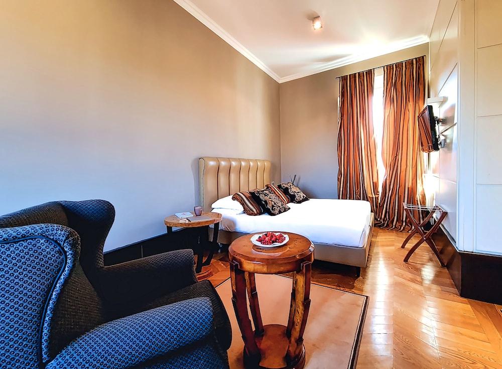 Hotel L'Orologio Firenze - Wtb Hotels Exterior photo